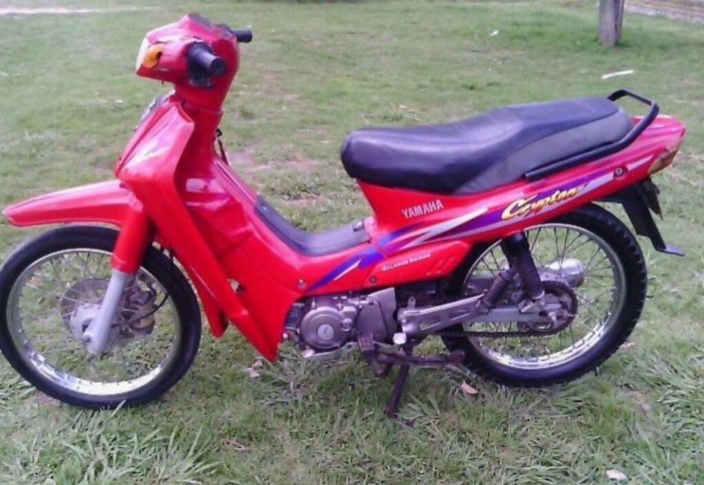 Vendo Permuto Yahama Crypton 2008