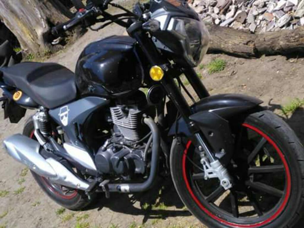 Vendo Permuto Zanella 200