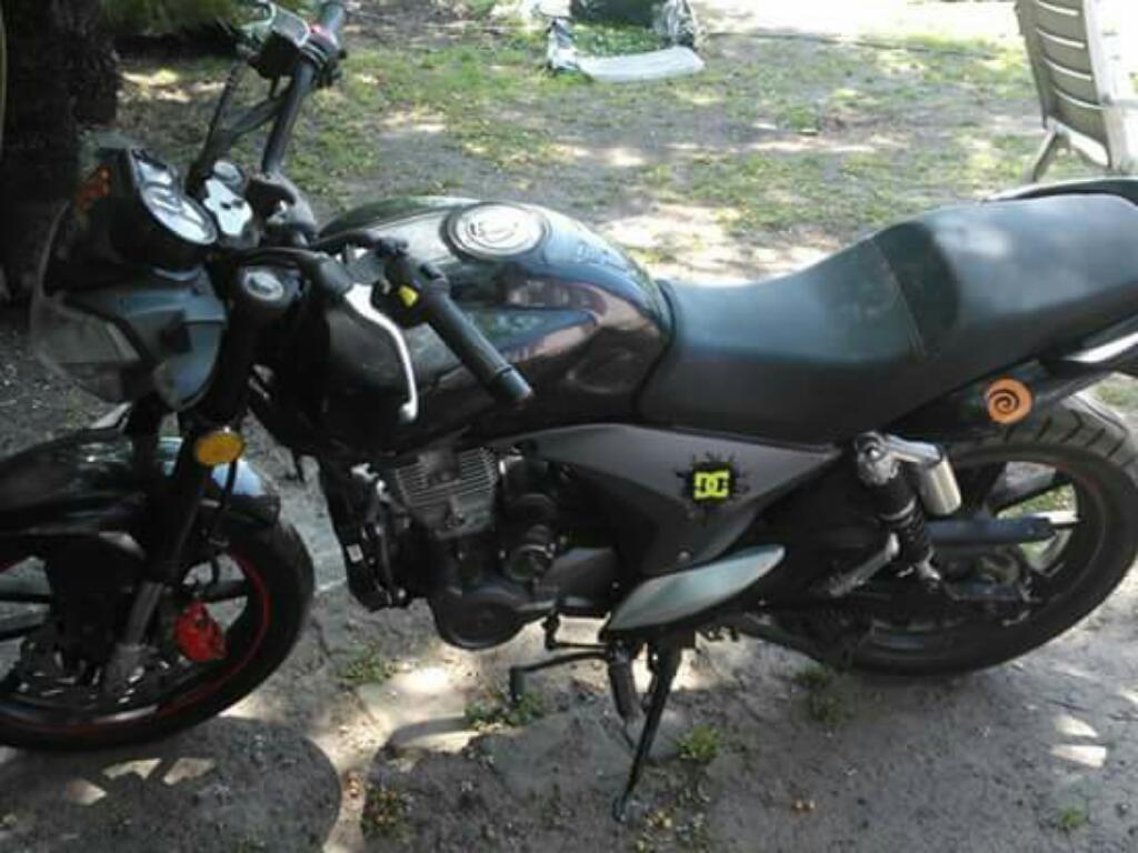 Vendo Permuto Zanella 200