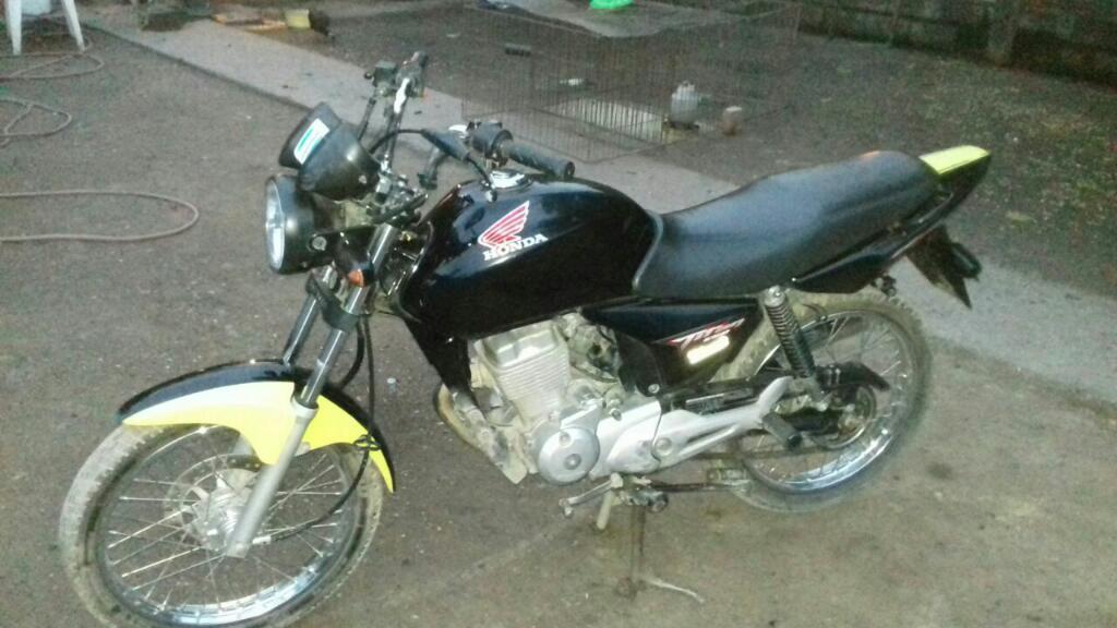 Vendo Moto Cg 150 Modelo 2013