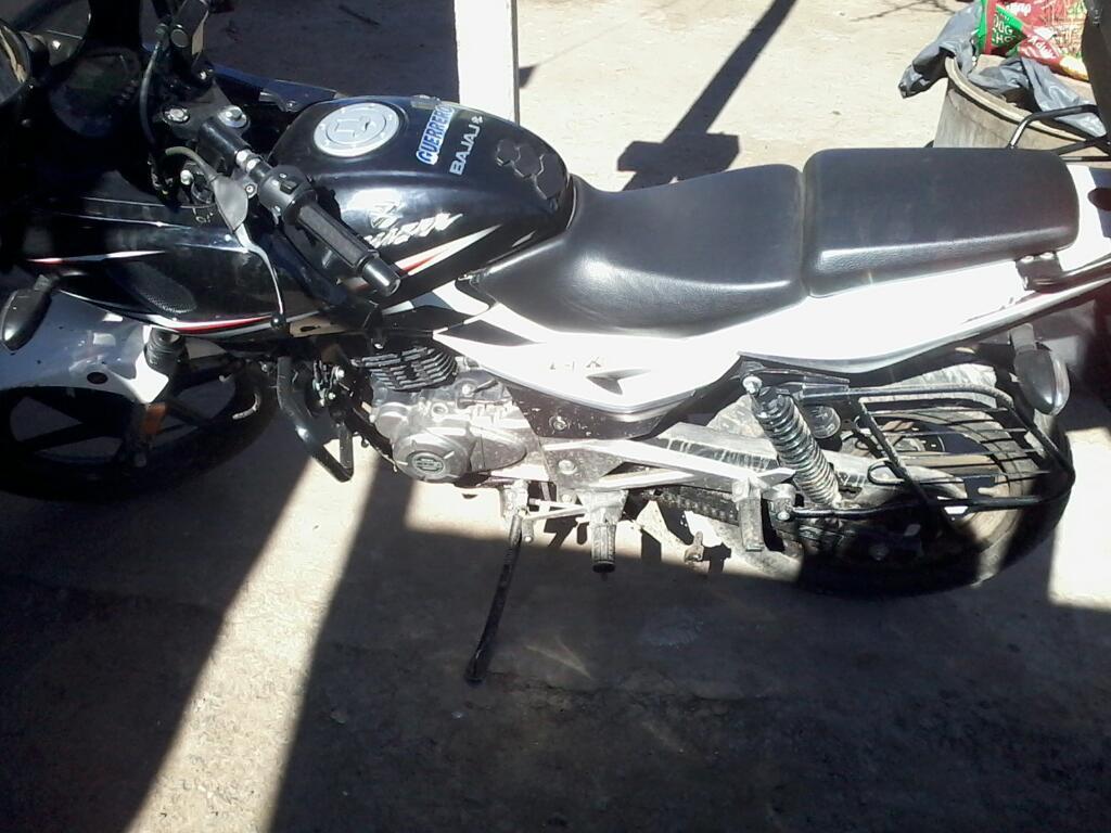 Vendo Moto Rouser 220