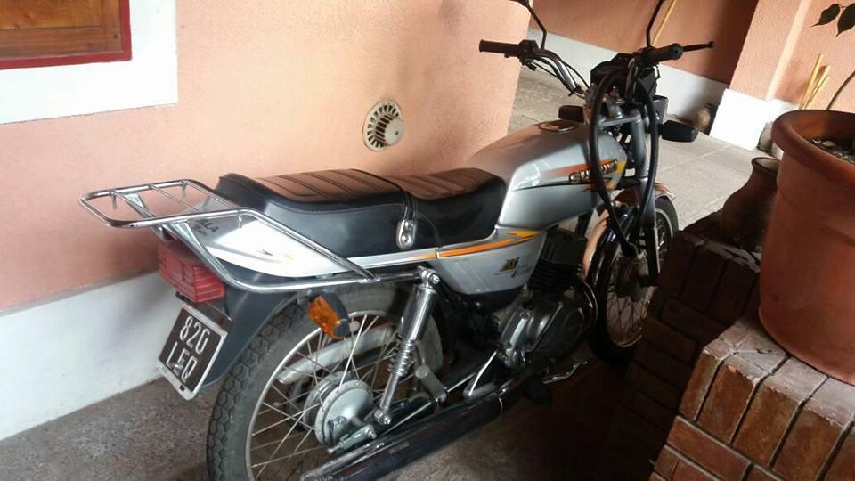 Vendo Moto Suzuki AX 100 2016