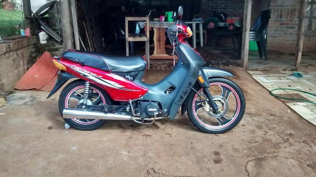 Vendo Moto 110 Modelo 2013