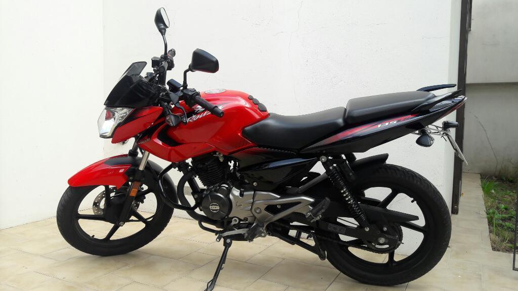 Vendo Rouser 135 . 2016 . 5000km Titular