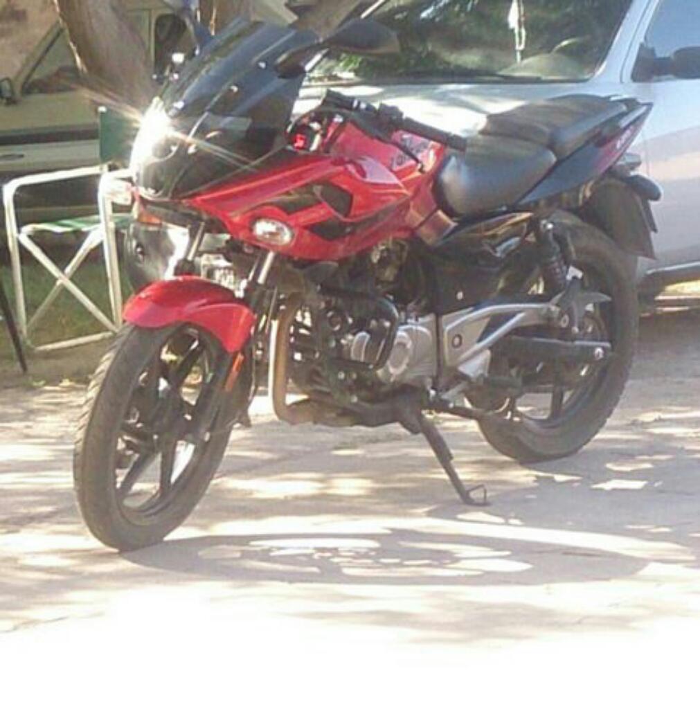 Moto Bajaj Rouser 220f