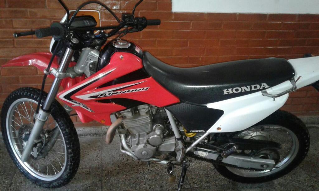 Vendo Honda Tornado 2011 a La Primera Of