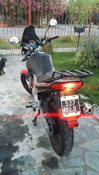 Vendo o permuto YBR 250