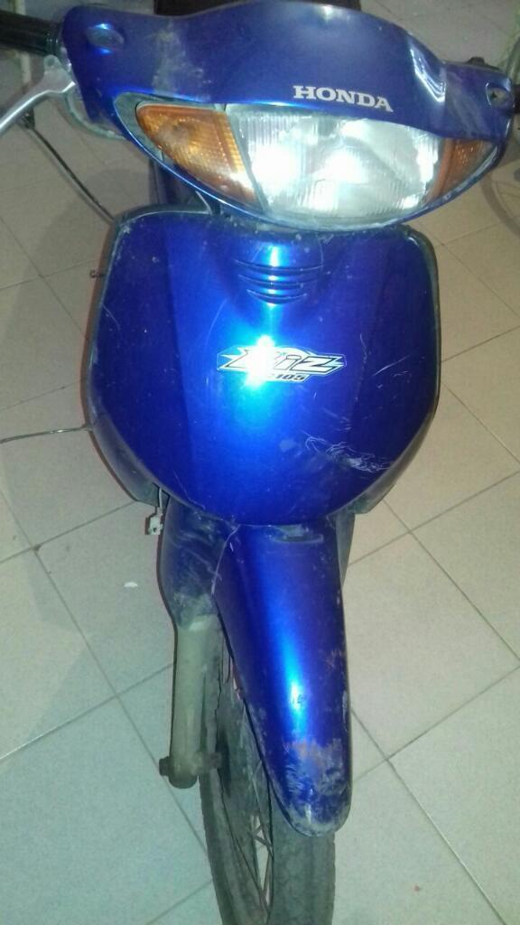 Vendo Honda Biz con Detalles