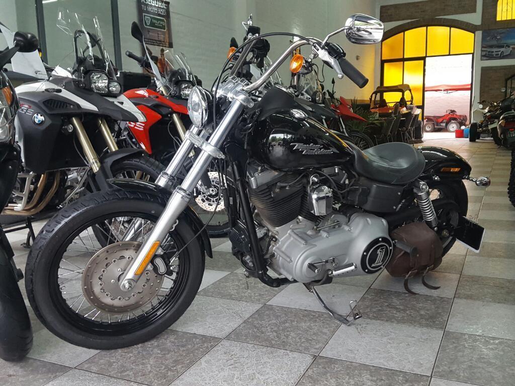 Harley Davidson Dyna Street Bob 1600