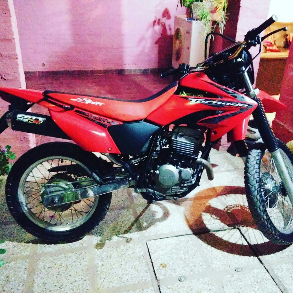 Vendo Honda Tornado