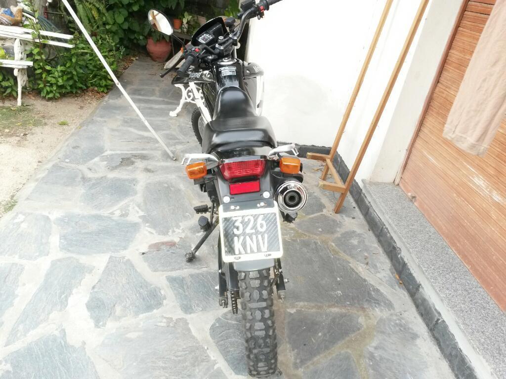 Vendo Moto por No Poder Usarla