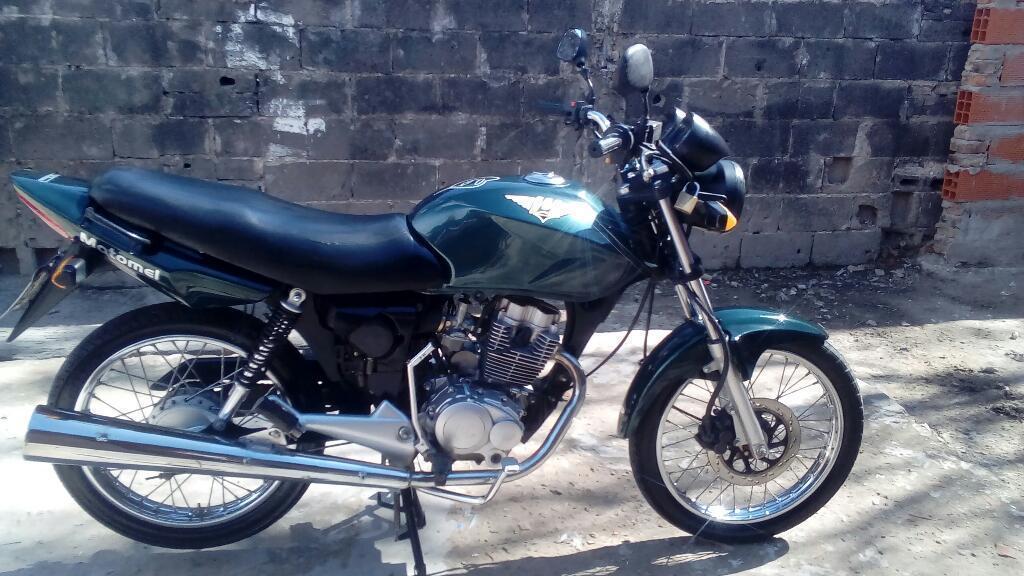 Vendo Moto O Permuto por Auto