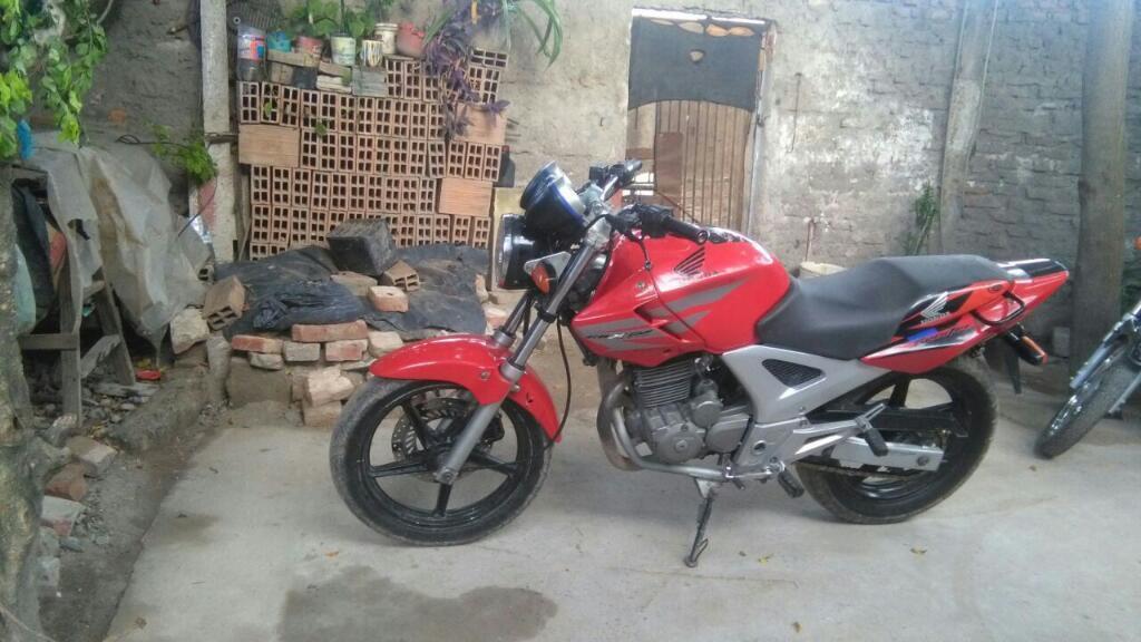 Honda Twister Vendo O Permuto