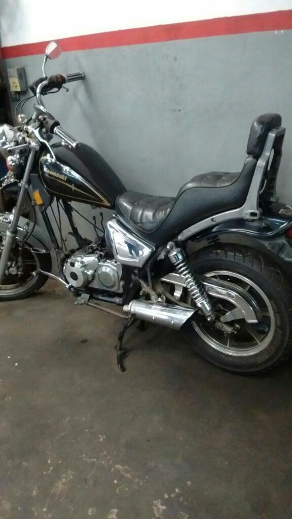 Motocicleta Kawasaki Vulcan 454