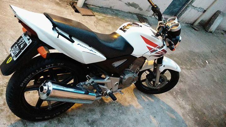 HONDA TWISTER MOD 2010 ORIGINAL!