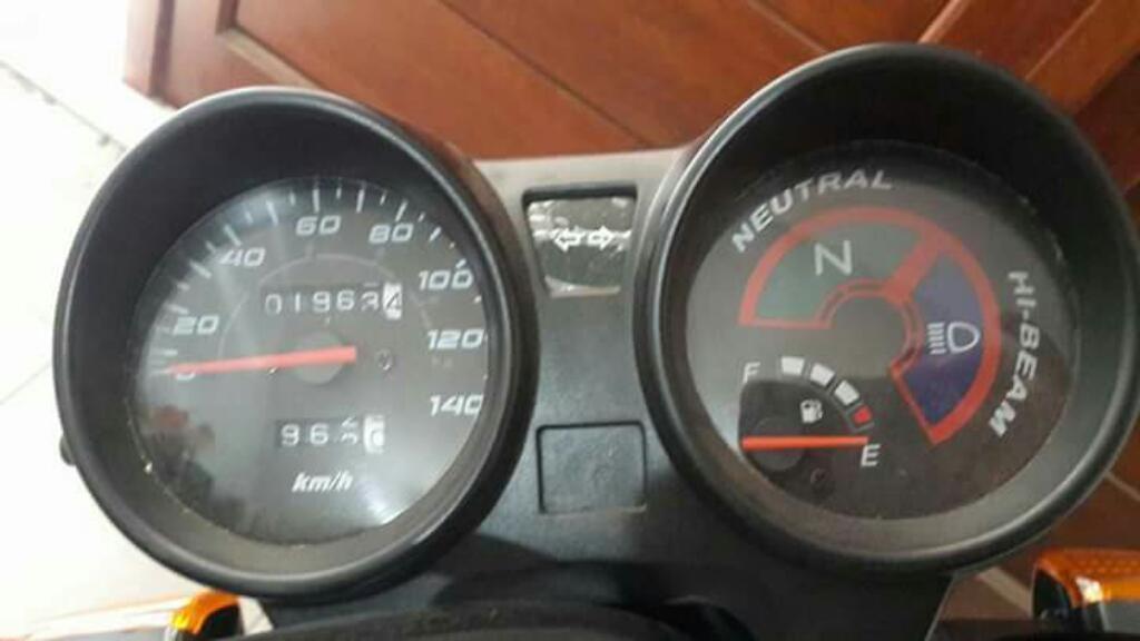 Honda Titan 150 Cc 2013 con 1900 Km