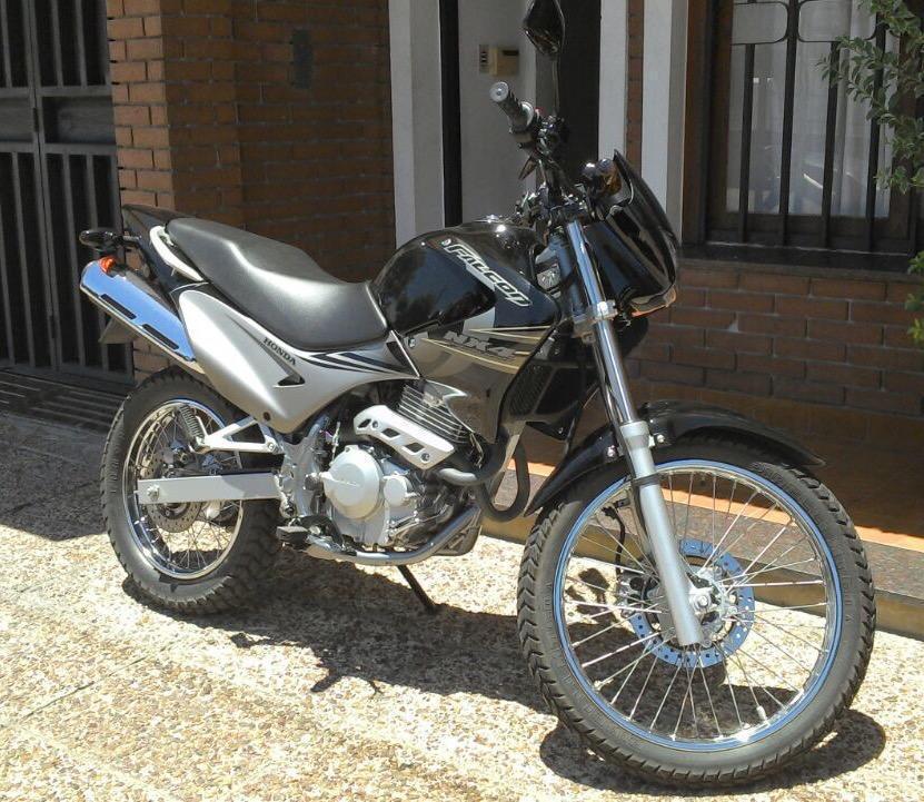 Vendo Honda Falcon 400, 2013