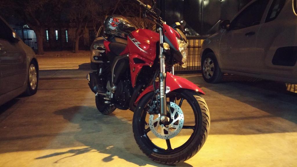 YAMAHA FZ Versión 2.0 Inyección