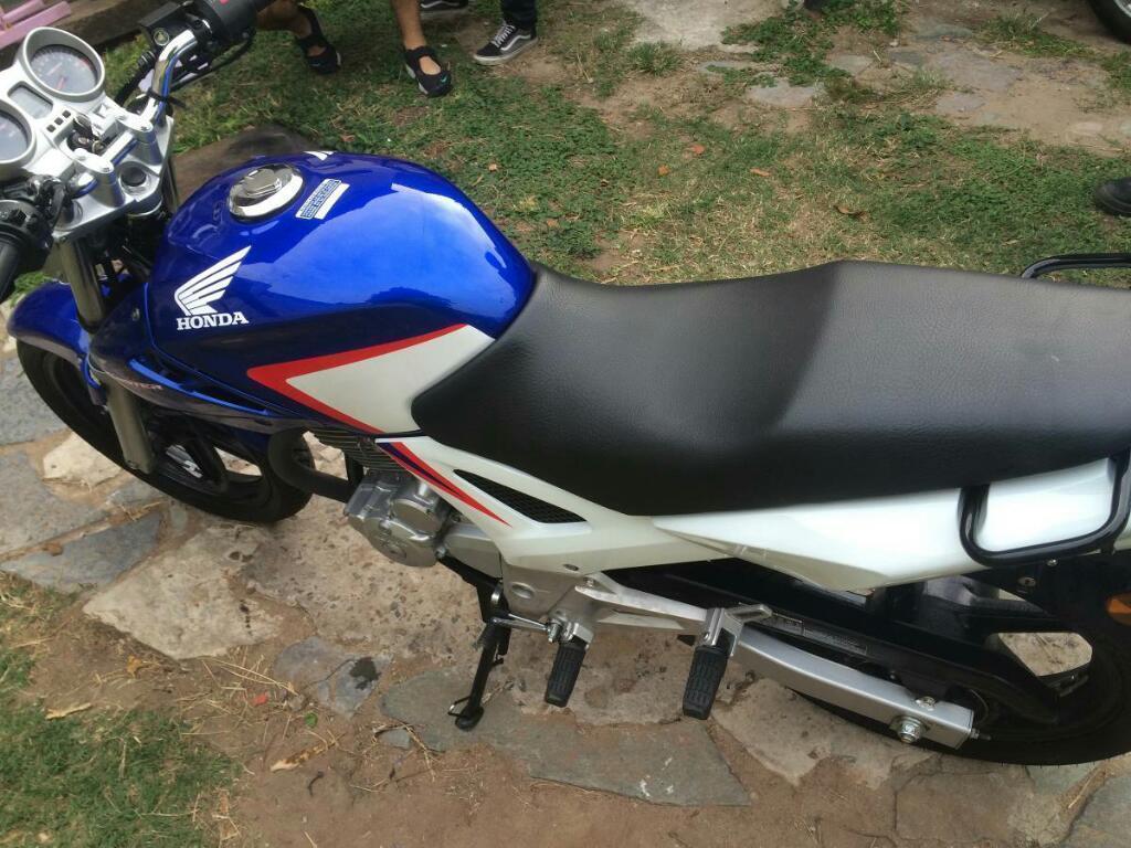 Vendo O Permuto Honda Twister 2014