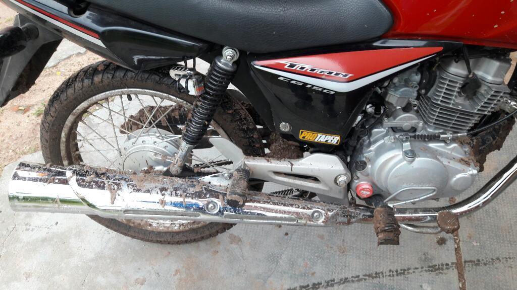 Vendo Moto Titan