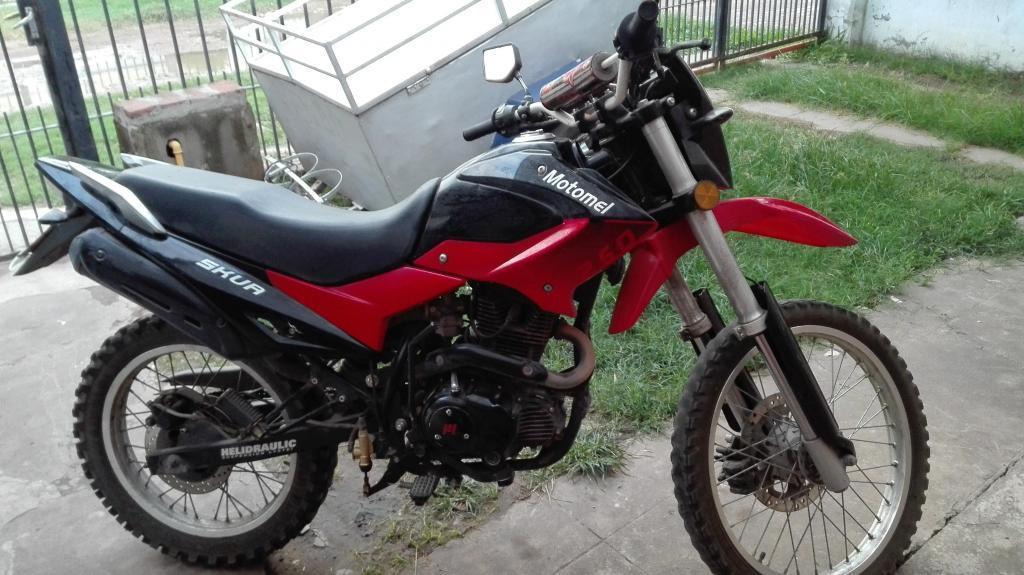 VENDO,PERMUTO SKUA 250 FULL