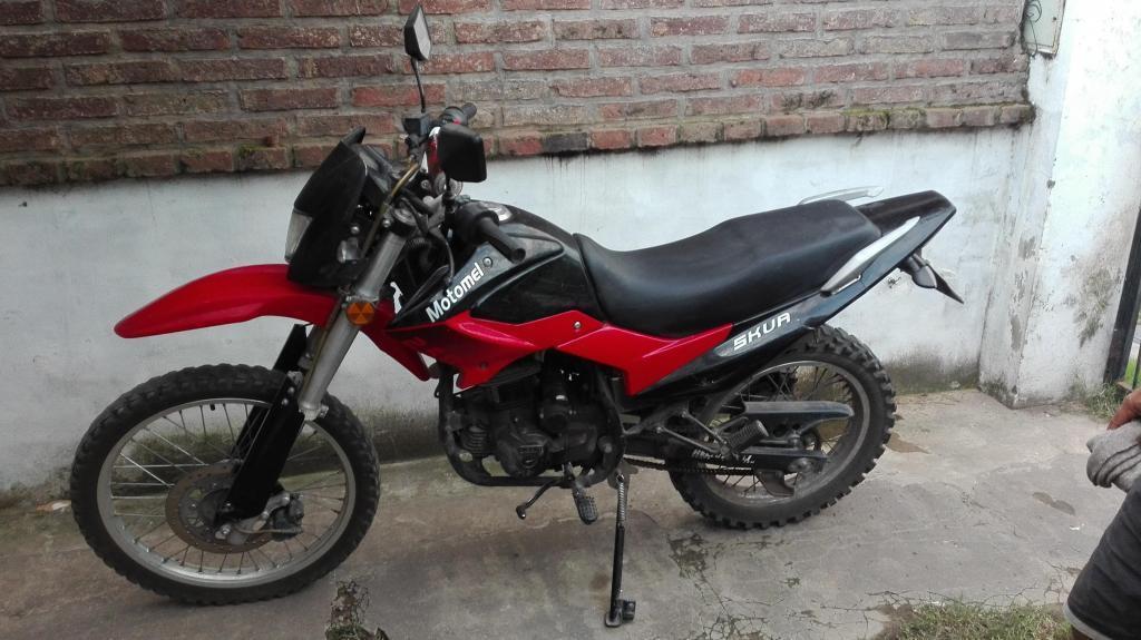 VENDO,PERMUTO SKUA 250 FULL