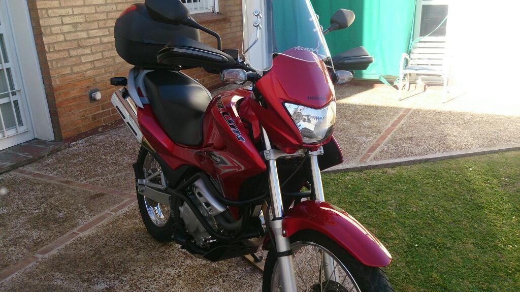 Vendo Honda Falcon 400