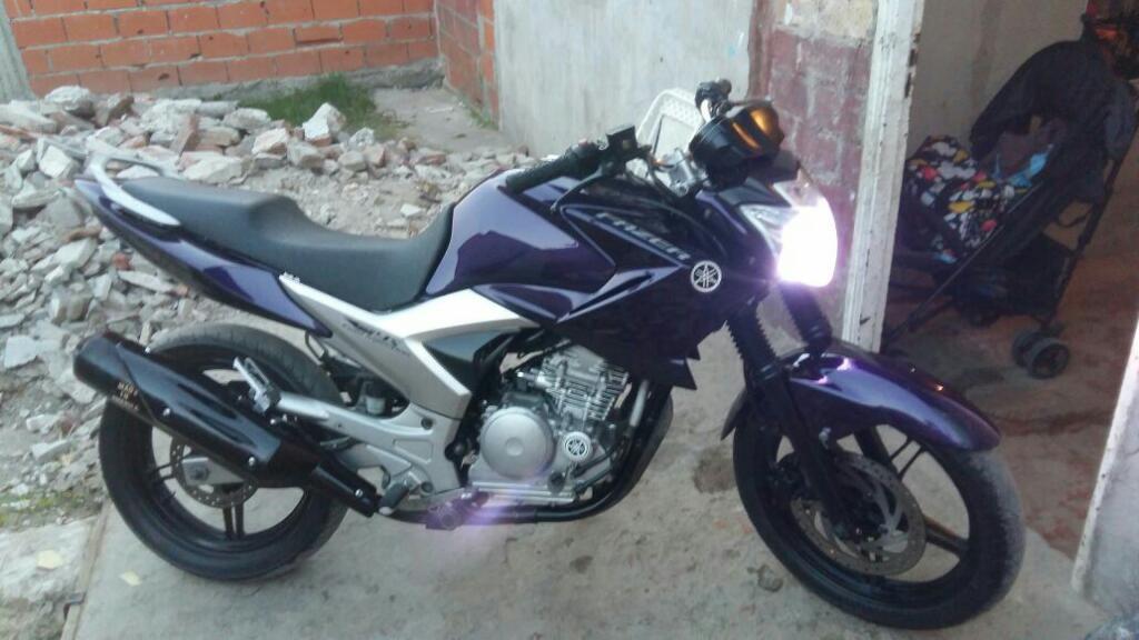 Vendo O Permuto : Yamaha 250