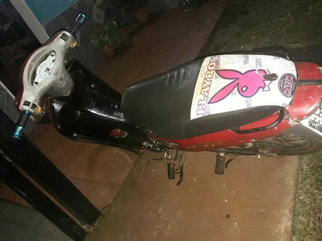 Vendo Moto Yaaaa