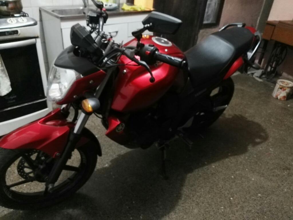 Yamaha. Fz