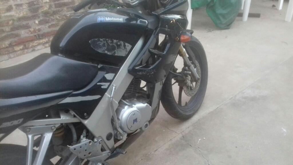 Moto Motomel 200cc Permuto por Vehículo