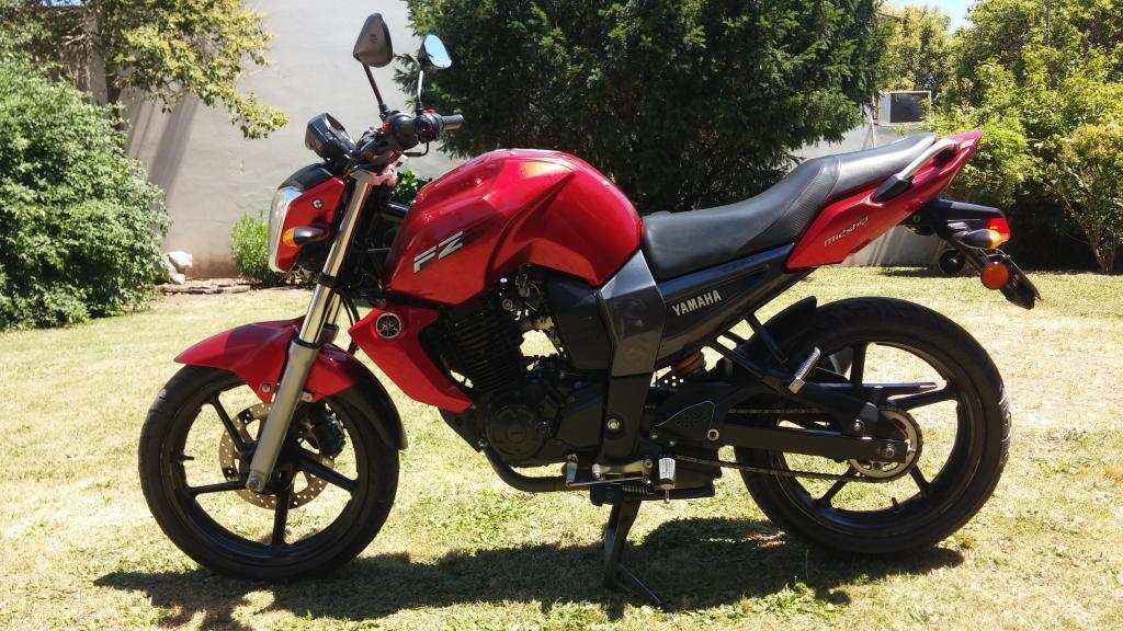FZ16 2012 IMPECABLE