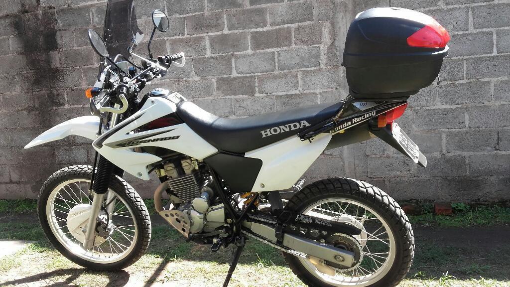 Vendo Honda Tornado 2014