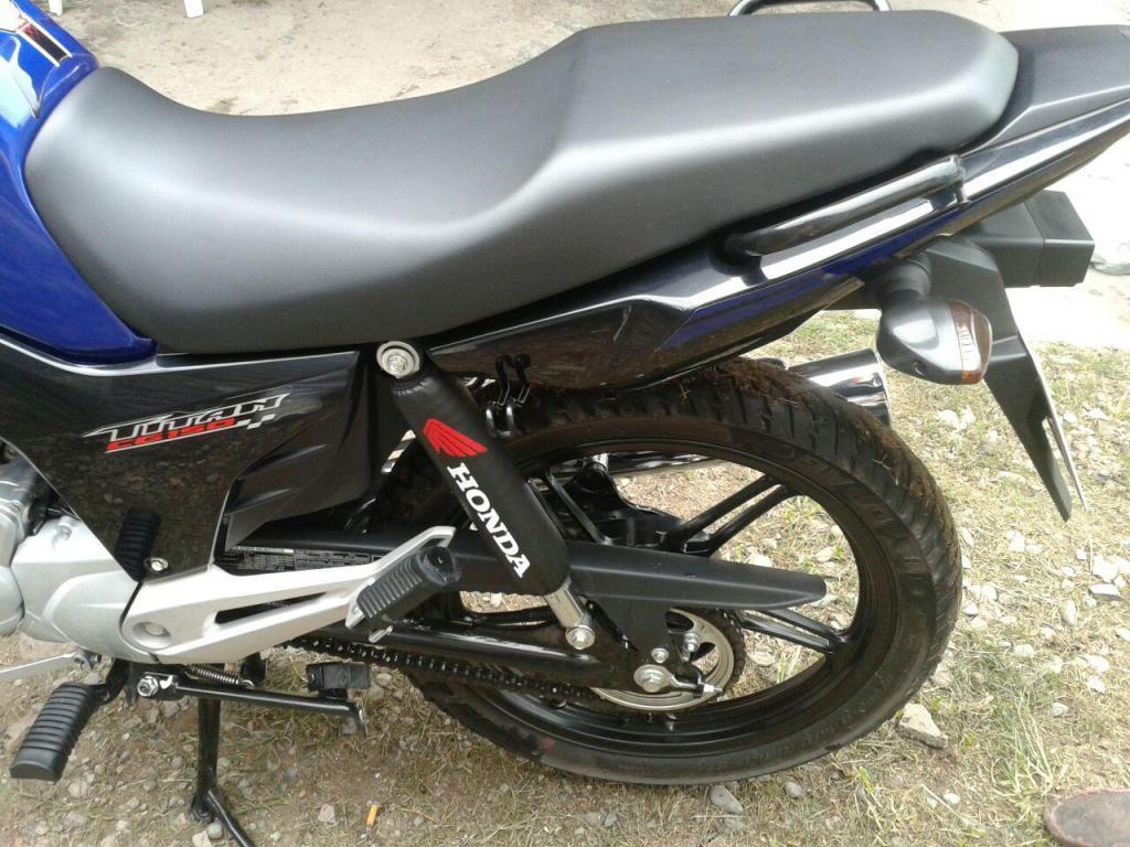 vendo cg 150 new 2017 impecable permuto