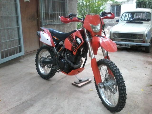 Vendo enduro terra 250 muy buena!