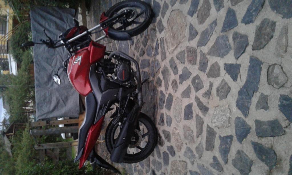 oportunidad!! vendo Honda invicta 2015