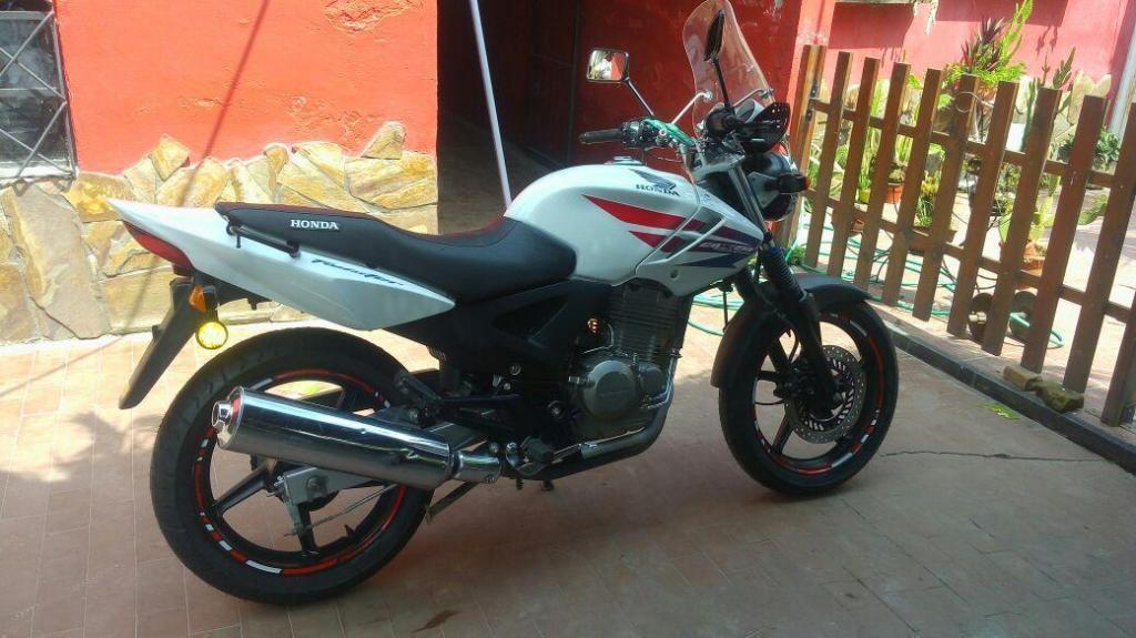 Honda Twister 2012