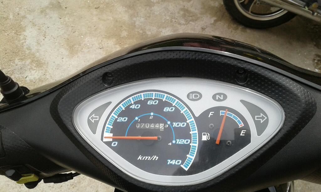 Vendo Moto Honda Biz 125 Modelo 2012