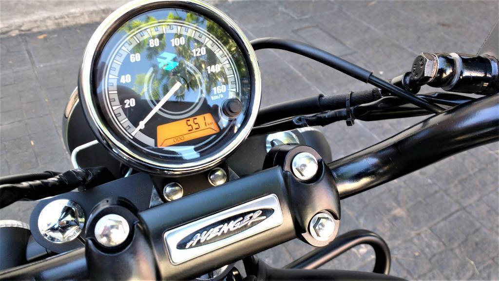Moto Bojaj Avenger 220 Street 2017 550km nueva