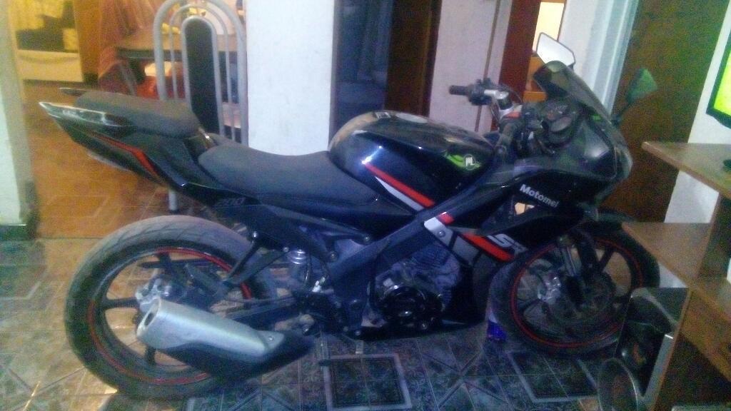 Motomel Sr 200