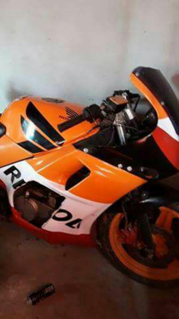 Cbr Vendo O Permuto