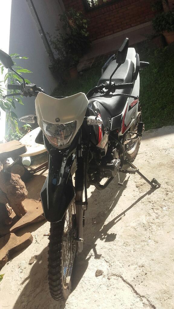 Motomel Skua 250 con 400km