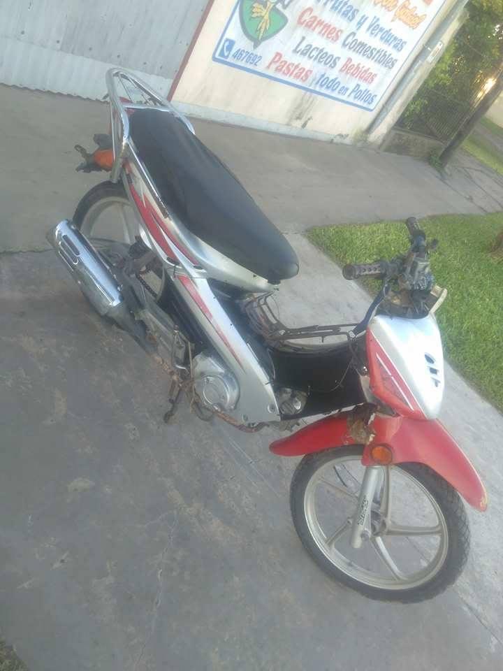 vendo kynco 110 de villa ocampo soy