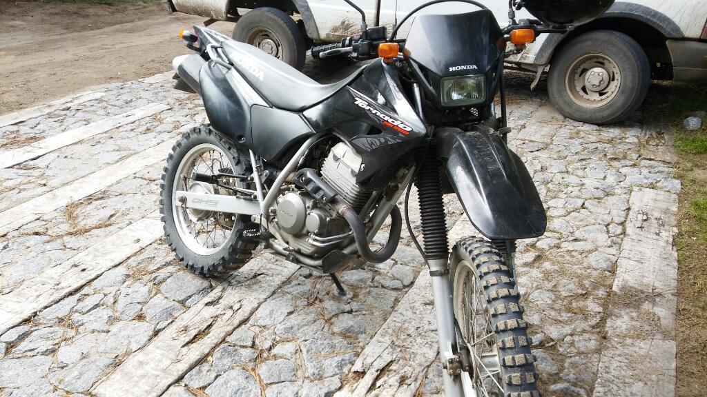 Vendo O Permuto Tornado 2014