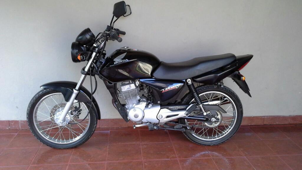 Honda Titan Modelo 2014 Unico Dueño