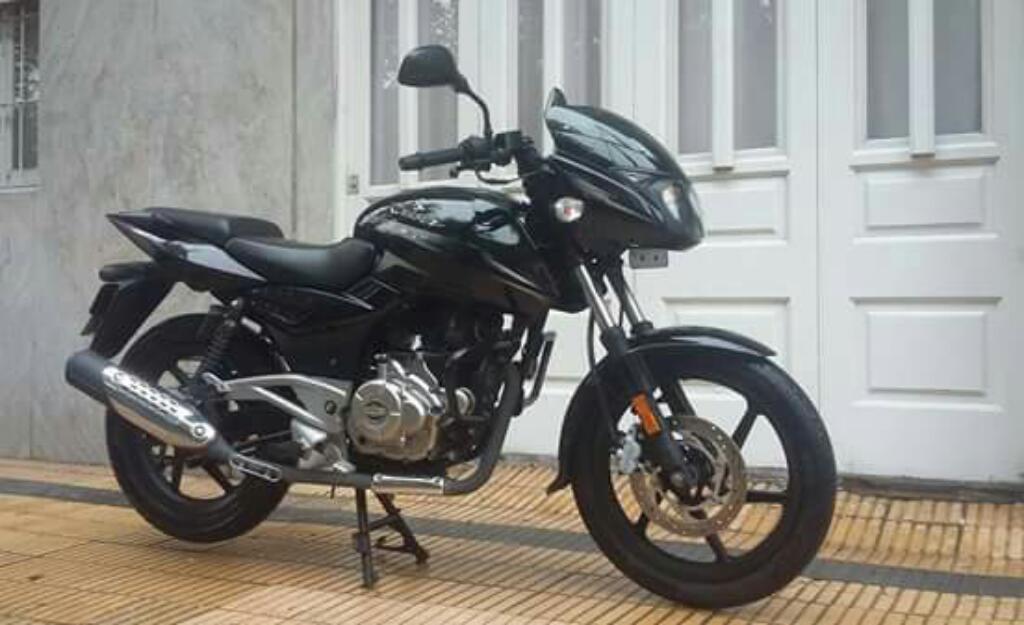 Vendo Moto Baja Rouser 180