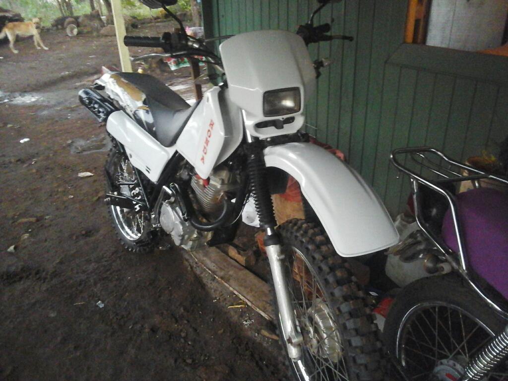 Permuto Esta Hermosa Honda Cros Xlr Cn T