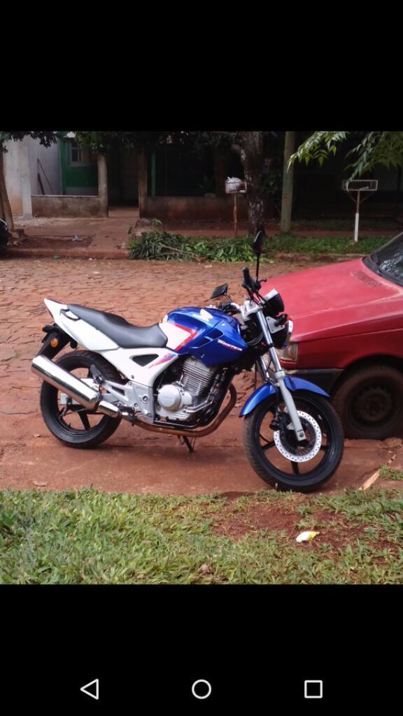 Vendo O Permuto Honda Twister 2014