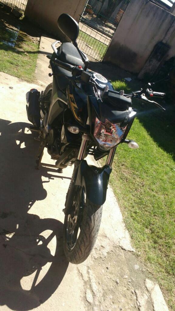 Yamaha Fz 2016 con Inyeccion Electronica