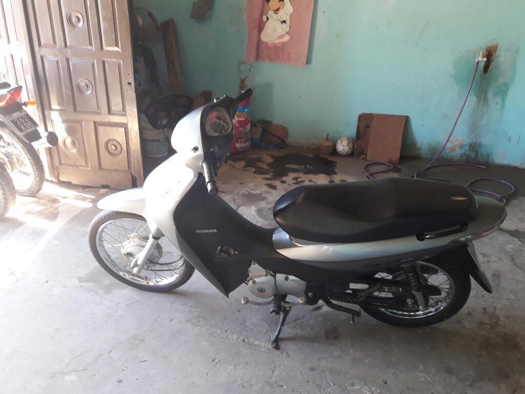 Vendo Biz 125. 2013